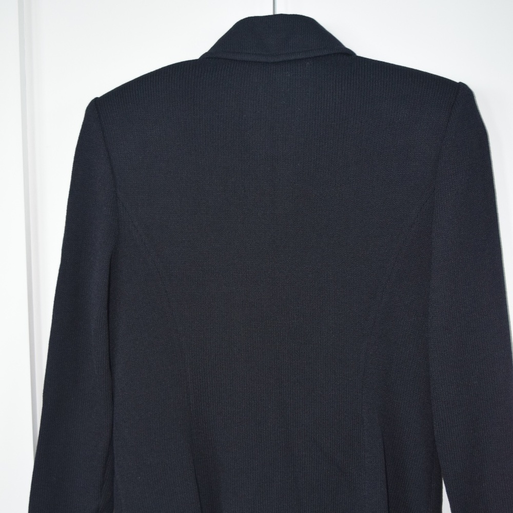 St. John Jacket - Picture 3 of 3